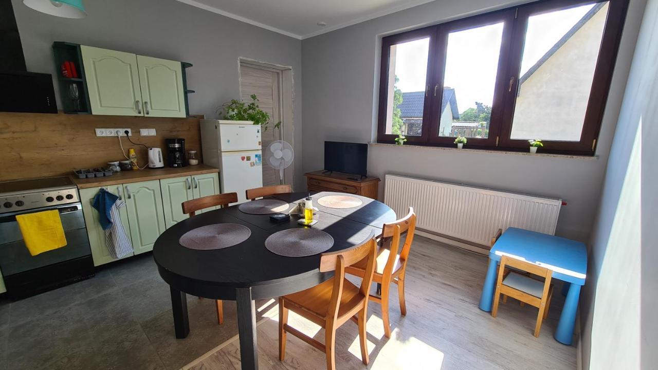 Urocze Apartamenty Na Wsi Goledzinow Exterior foto