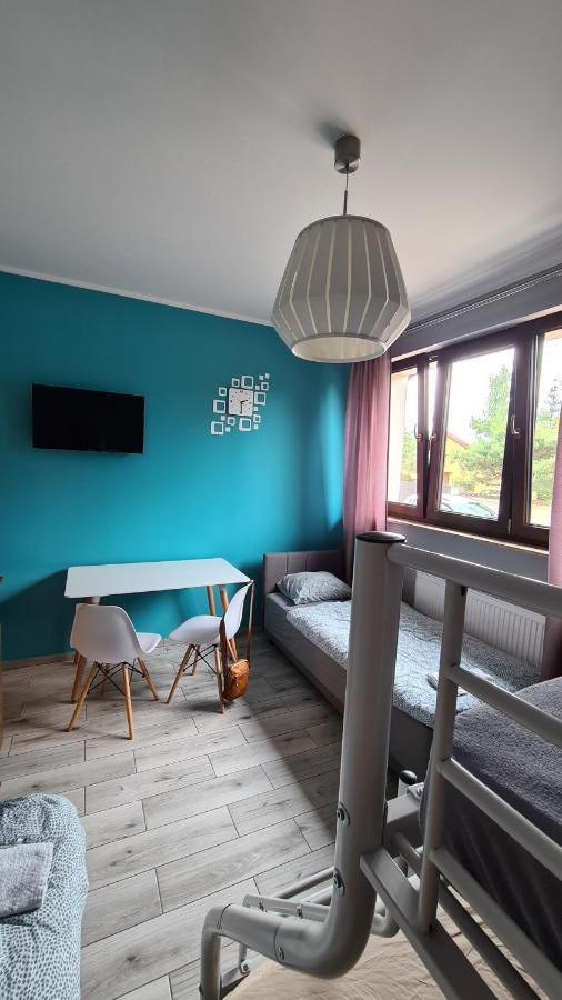 Urocze Apartamenty Na Wsi Goledzinow Exterior foto